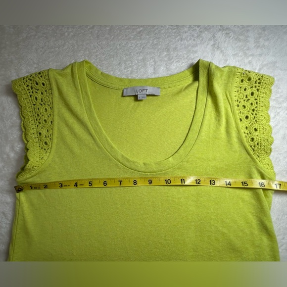 LOFT Bright Chartreuse Knit Crochet Sleeve Tank Size S - Picture 3 of 7